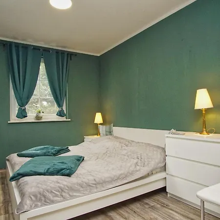 F-1109 Am Stadtrand Apartament Bergen Auf Rugen